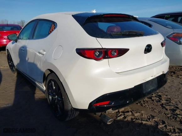 2021 Mazda Mazda3 Hatchback Premium with VIN JM1BPBML4M1304565, listed as a IAAI auction lot 41787436 with 49,283 mi miles. Bid and sale history available at carsss.com. Image 3.