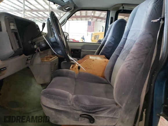 1995 Chevrolet Astro Cargo z VIN 1GBDM19W6SB155022, wystawiony jako Copart lot #59150675 z przebiegiem 135 647 mil mil oraz Szkoda całkowita • Salvage title. Historia ofert i sprzedaży dostępna na DreamBid. Obrazek 7.