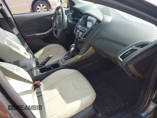 2018 Ford Focus Titanium с VIN 1FADP3J23JL272028, выставлен на аукционе IAAI как лот 42395402 с пробегом 125 975 миль миль и . История ставок и продаж доступна на DreamBid. Изображение 5.