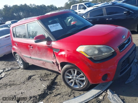 2013 Kia Soul + with VIN KNDJT2A67D7557656, listed as a IAAI auction lot 41304207 with 150,302 mi miles. Bid and sale history available at carsss.com. Image 1.