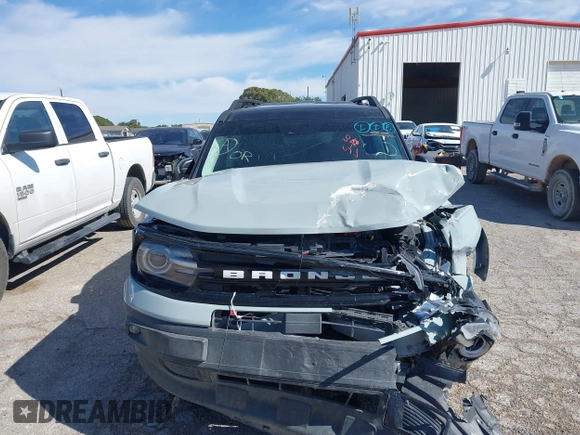 2021 Ford Bronco Sport Outer Banks z VIN 3FMCR9C63MRA26861, wystawiony jako IAAI lot #42204890 z przebiegiem 88 256 mil mil oraz . Historia ofert i sprzedaży dostępna na DreamBid. Obrazek 12.