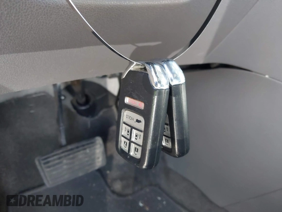 2014 Honda Odyssey EX-L with VIN 5FNRL5H69EB048867, listed as a IAAI auction lot 42190464 with 172,487 mi miles and . Bid and sale history available at carsss.com. Image 11.
