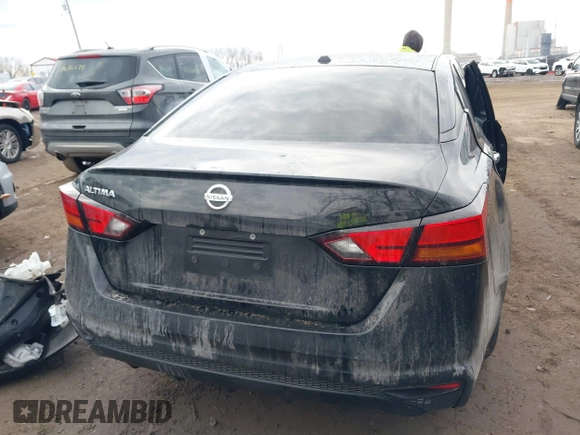 2020 Nissan Altima 2.5 S with VIN 1N4BL4BV0LC224104, listed as a IAAI auction lot 41670602 with 90,548 mi miles. Bid and sale history available at carsss.com. Image 17.