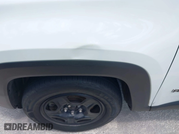 2020 Jeep Renegade Sport with VIN ZACNJAAB2LPL01275, listed as a IAAI auction lot 42467732 with 104,803 mi miles and . Bid and sale history available at DreamBid. Image 6.