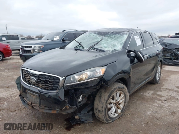 2019 Kia Sorento L with VIN 5XYPG4A33KG534780, listed as a IAAI auction lot 41563396 with 49,468 mi miles. Bid and sale history available at carsss.com. Image 2.