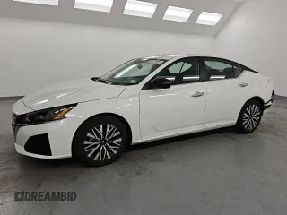 2025 Nissan Altima SV with VIN 1N4BL4DV0SN348325, listed as a Copart auction lot 53390145 with 3,351 mi miles and Clean Title. Bid and sale history available at carsss.com. Image 1.