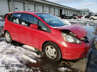 2013 Honda Fit with VIN JHMGE8H30DC029417, listed as a Copart auction lot 41635345 with 95,217 mi miles and Salvage Title. Bid and sale history available at carsss.com. Image 4.