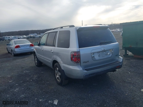 2008 Honda Pilot EX-L with VIN 5FNYF18798B051227, listed as a IAAI auction lot 41593993 with 190,783 mi miles. Bid and sale history available at carsss.com. Image 3.