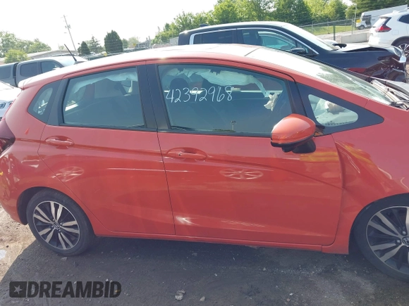 2019 Honda Fit EX z VIN 3HGGK5H88KM711558, wystawiony jako IAAI lot #42392968 z przebiegiem 48 811 mil mil oraz . Historia ofert i sprzedaży dostępna na DreamBid. Obrazek 13.
