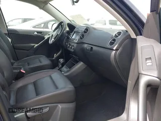 2012 Volkswagen Tiguan S with VIN WVGBV7AX3CW571039, listed as a IAAI auction lot 41928361 with 165,938 mi miles and . Bid and sale history available at DreamBid. Image 5.