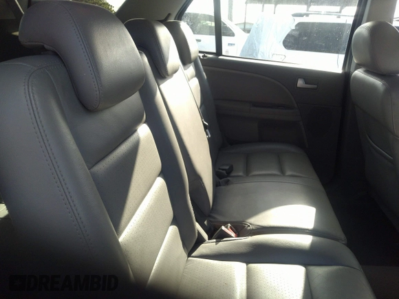 2007 Ford Freestyle SEL with VIN 1FMDK05107GA00011, listed as a IAAI auction lot 39013586 with 110,056 mi miles and . Bid and sale history available at DreamBid. Image 8.