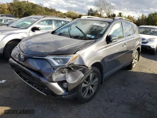 2017 Toyota RAV4 XLE with VIN JTMRFREV0HJ142787, listed as a Copart auction lot 73715624 with 0 mi miles and Salvage Title. Bid and sale history available at carsss.com. Image 1.