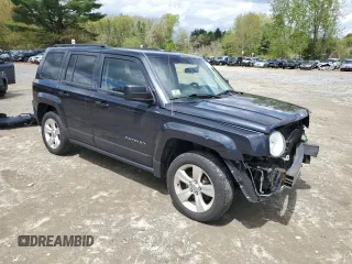 2015 Jeep Patriot Latitude with VIN 1C4NJRFB4FD339944, listed as a Copart auction lot 55664735 with 84,017 mi miles and Clean title. Bid and sale history available at DreamBid. Image 4.