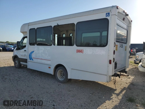 2018 Ford Transit with VIN 1FDES8PM9JKA07456, listed as a Copart auction lot 51866735 with 193,407 mi miles and Clean Title. Bid and sale history available at DreamBid. Image 2.
