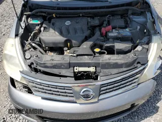 2007 Nissan Versa SL z VIN 3N1BC11E57L416996, wystawiony jako Copart lot #59078575 z przebiegiem 176 394 mil mil oraz Szkoda całkowita • Salvage title. Historia ofert i sprzedaży dostępna na DreamBid. Obrazek 11.