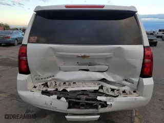 2018 Chevrolet Suburban Premier with VIN 1GNSCJKC4JR179631, listed as a Copart auction lot 75852974 with 82,008 mi miles and Salvage Title. Bid and sale history available at carsss.com. Image 6.