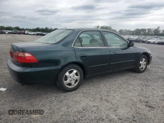2000 Honda Accord EX z VIN 1HGCG6674YA001515, wystawiony jako Copart lot #56257935 z przebiegiem 215 030 mil mil oraz Czysty tytuł • Clean title. Historia ofert i sprzedaży dostępna na DreamBid. Obrazek 3.