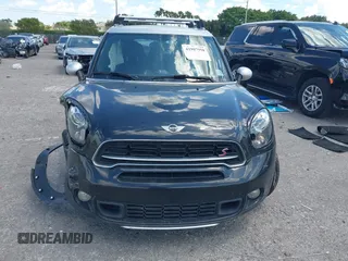 2016 MINI Countryman S z VIN WMWZC5C58GWU21536, wystawiony jako IAAI lot #41907958 z przebiegiem 83 761 mil mil oraz . Historia ofert i sprzedaży dostępna na DreamBid. Obrazek 11.