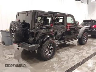 2019 Jeep Wrangler Unlimited Rubicon z VIN 1C4HJXFN7KW561193, wystawiony jako IAAI lot #41500907 z przebiegiem 18 697 mil mil oraz . Historia ofert i sprzedaży dostępna na DreamBid. Obrazek 4.