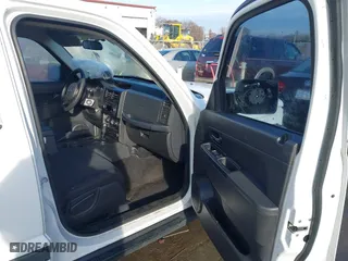 2011 Jeep Liberty Sport with VIN 1J4PP2GK7BW586705, listed as a IAAI auction lot 41110560 with 202,848 mi miles. Bid and sale history available at carsss.com. Image 5.