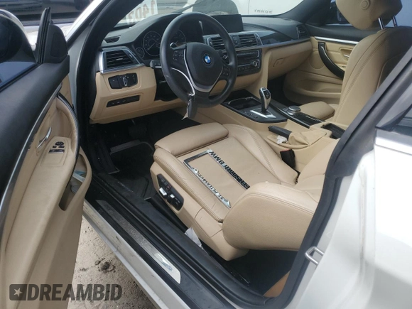 2020 BMW 4 Series 430i z VIN WBA4W3C01LAG91728, wystawiony jako Copart lot #74808534 z przebiegiem Nie podano mil oraz Nie do naprawy • Non repairable. Historia ofert i sprzedaży dostępna na DreamBid. Obrazek 8.