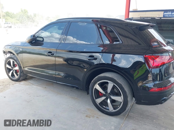 2024 Audi Q5 S line Prestige with VIN WA1FAAFY8R2034774, listed as a IAAI auction lot 42227400 with 16,521 mi miles and . Bid and sale history available at DreamBid. Image 15.