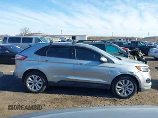 2020 Ford Edge Titanium z VIN 2FMPK4K96LBA00515, wystawiony jako IAAI lot #41757974 z przebiegiem 76 242 mil mil oraz . Historia ofert i sprzedaży dostępna na DreamBid. Obrazek 13.