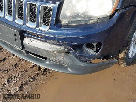 2012 Jeep Compass Latitude with VIN 1C4NJCEA6CD610147, listed as a IAAI auction lot 41717402 with 184,349 mi miles. Bid and sale history available at carsss.com. Image 6.