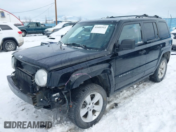 2015 Jeep Patriot Sport z VIN 1C4NJRBB4FD347418, wystawiony jako IAAI lot #41609314 z przebiegiem 121 337 mil mil oraz . Historia ofert i sprzedaży dostępna na DreamBid. Obrazek 2.