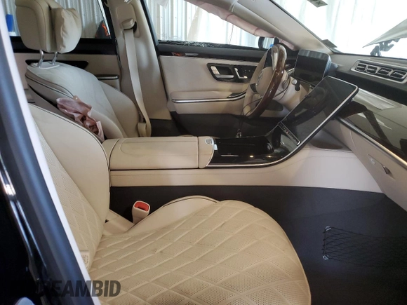 2024 Mercedes-Benz S 580e with VIN W1K6G6KB1RA271024, listed as a Copart auction lot 66407174 with 3,274 mi miles and Salvage Title. Bid and sale history available at DreamBid. Image 7.