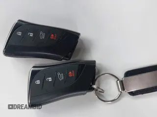 2023 Lexus RX 350 z VIN 2T2BAMCA4PC017770, wystawiony jako IAAI lot #41546843 z przebiegiem 31 501 mil mil oraz . Historia ofert i sprzedaży dostępna na DreamBid. Obrazek 11.
