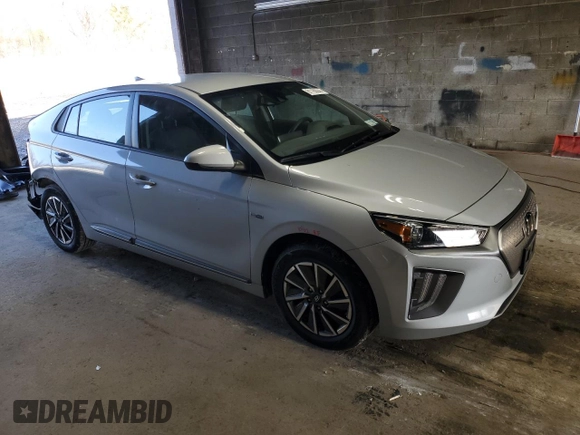 2020 Hyundai Ioniq SE with VIN KMHC75LJ2LU060719, listed as a Copart auction lot 81160044 with 44,770 mi miles and Salvage title. Bid and sale history available at DreamBid. Image 4.