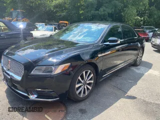 2017 Lincoln Continental Livery with VIN 1LN6L9UKXH5608880, listed as a Copart auction lot 82562374 with 173,780 mi miles and Clean Title. Bid and sale history available at carsss.com. Image 2.