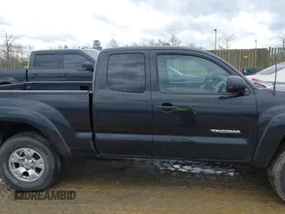 2010 Toyota Tacoma with VIN 5TEUU4EN8AZ696495, listed as a IAAI auction lot 41476399 with 141,396 mi miles and . Bid and sale history available at DreamBid. Image 13.