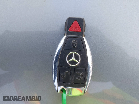 2015 Mercedes-Benz C-Class C 400 with VIN 55SWF6GB9FU012496, listed as a IAAI auction lot 40919086 with 77,330 mi miles. Bid and sale history available at carsss.com. Image 11.