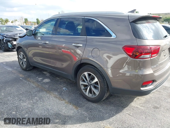 2019 Kia Sorento EX Sport V6 with VIN 5XYPH4A56KG525795, listed as a IAAI auction lot 41321008 with 66,583 mi miles. Bid and sale history available at carsss.com. Image 3.