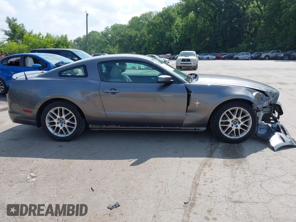 2014 Ford Mustang V6 с VIN 1ZVBP8AM5E5288545, выставлен на аукционе IAAI как лот 42494613 с пробегом 80 897 миль миль и . История ставок и продаж доступна на DreamBid. Изображение 14.