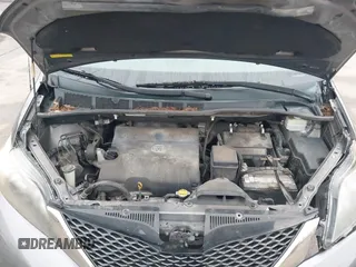 2012 Toyota Sienna SE with VIN 5TDXK3DC3CS176184, listed as a IAAI auction lot 41508814 with 162,052 mi miles. Bid and sale history available at carsss.com. Image 10.