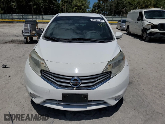 2015 Nissan Note SV with VIN 3N1CE2CP8FL449735, listed as a Copart auction lot 52775795 with 147,859 mi miles and Salvage Title. Bid and sale history available at DreamBid. Image 5.