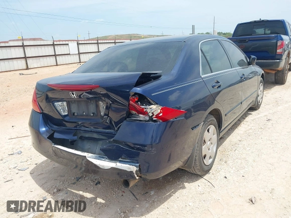 2007 Honda Accord LX с VIN 1HGCM56477A007641, выставлен на аукционе IAAI как лот 42391611 с пробегом 191 325 миль миль и . История ставок и продаж доступна на DreamBid. Изображение 6.