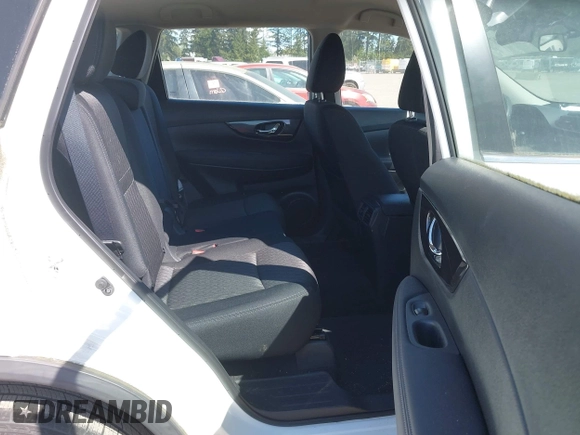 2018 Nissan Rogue SV with VIN KNMAT2MT1JP592478, listed as a IAAI auction lot 42023291 with 27,406 mi miles. Bid and sale history available at carsss.com. Image 8.
