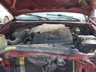 2006 Toyota Tacoma PreRunner with VIN 5TETU62N96Z154826, listed as a IAAI auction lot 41652762 with 418,565 mi miles. Bid and sale history available at carsss.com. Image 10.