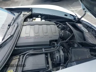 2016 Chevrolet Corvette Z51 3LT z VIN 1G1YM2D76G5116786, wystawiony jako IAAI lot #41815554 z przebiegiem 67 466 mil mil oraz . Historia ofert i sprzedaży dostępna na DreamBid. Obrazek 10.