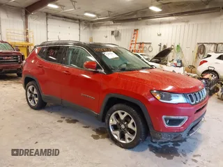 2018 Jeep Compass Limited with VIN 3C4NJDCB4JT113302, listed as a IAAI auction lot 41481864 with 202,510 mi miles. Bid and sale history available at carsss.com. Image 1.
