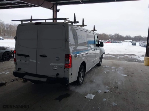 2016 Nissan NV SL with VIN 1N6BF0KY6GN809460, listed as a IAAI auction lot 41378499 with 132,024 mi miles. Bid and sale history available at carsss.com. Image 4.