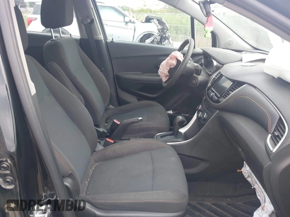 2020 Chevrolet Trax LS with VIN KL7CJKSB2LB086759, listed as a IAAI auction lot 42529290 with 79,635 mi miles and . Bid and sale history available at DreamBid. Image 5.