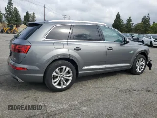 2017 Audi Q7 Premium Plus with VIN WA1LAAF78HD027417, listed as a Copart auction lot 50961825 with 122,053 mi miles and Salvage Title. Bid and sale history available at carsss.com. Image 3.