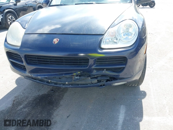 2006 Porsche Cayenne with VIN WP1AA29PX6LA20694, listed as a IAAI auction lot 41429819 with 132,595 mi miles. Bid and sale history available at carsss.com. Image 6.