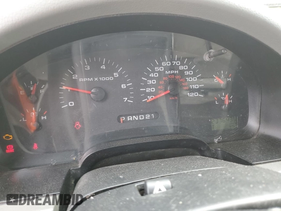 2007 Ford F-150 STX with VIN 1FTRX12WX7FB29557, listed as a Copart auction lot 48022365 with 237,643 mi miles and Salvage Title. Bid and sale history available at DreamBid. Image 9.