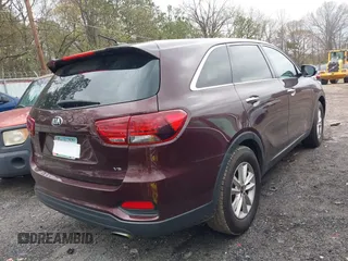 2020 Kia Sorento LX V6 with VIN 5XYPG4A53LG632551, listed as a IAAI auction lot 41878365 with 149,708 mi miles. Bid and sale history available at carsss.com. Image 4.